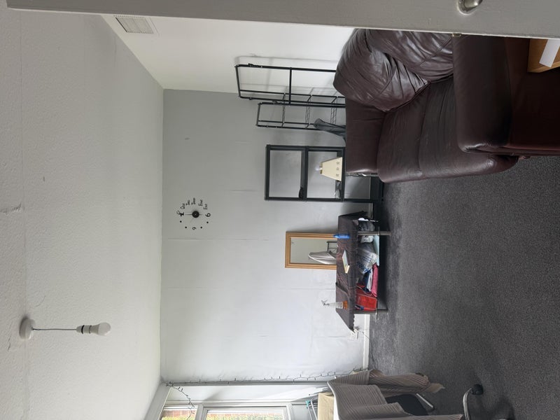 Room Grove Court in Leeds