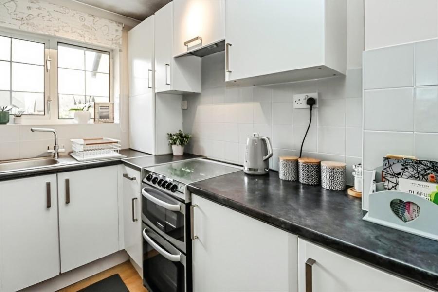 House Tilsworth Walk in St Albans