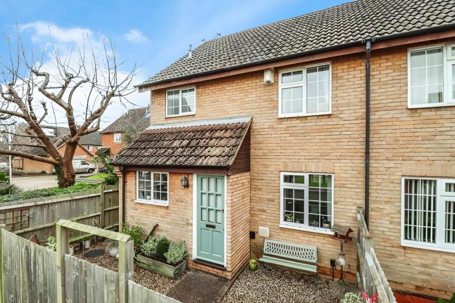 House Tilsworth Walk in St Albans