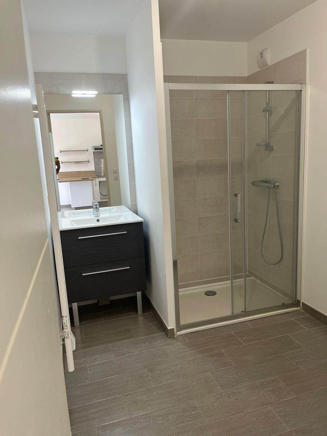 Appartement Impasse des Genêts à Le Puy-Sainte-Réparade