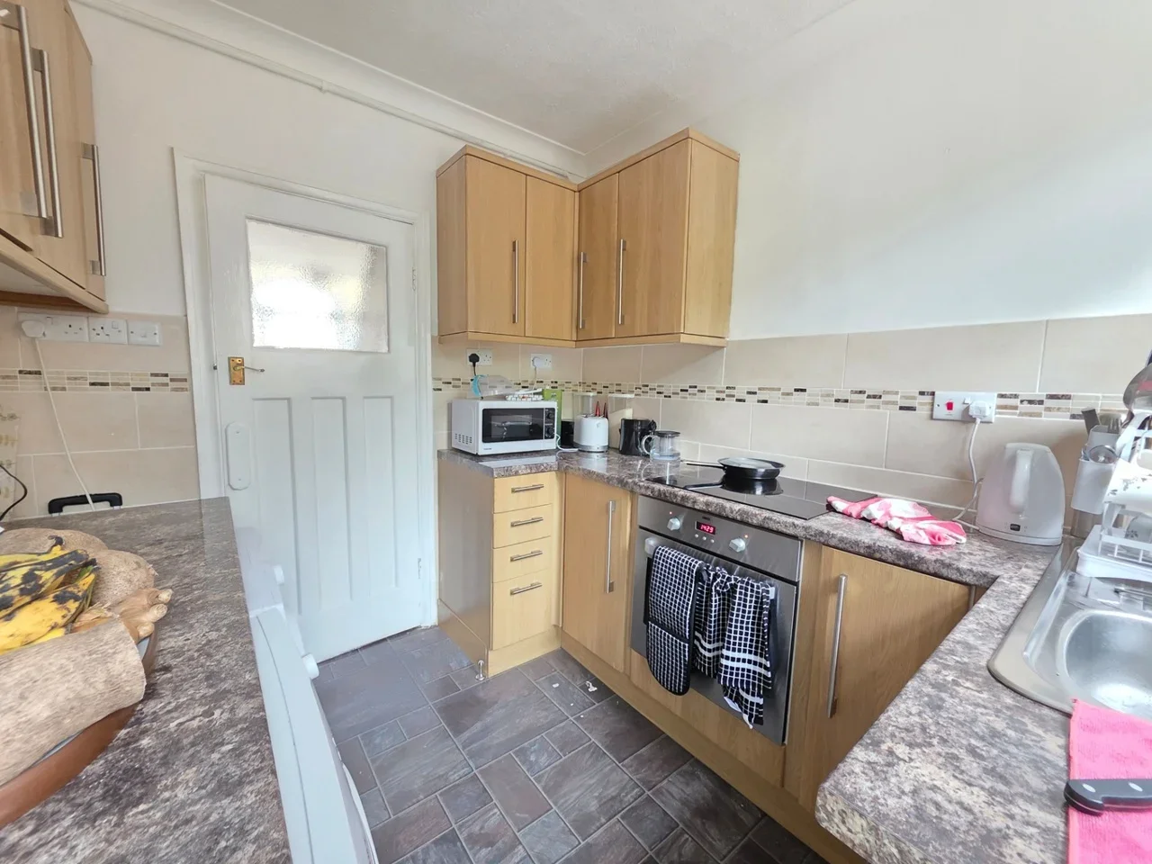 Room Cowper Street in Luton