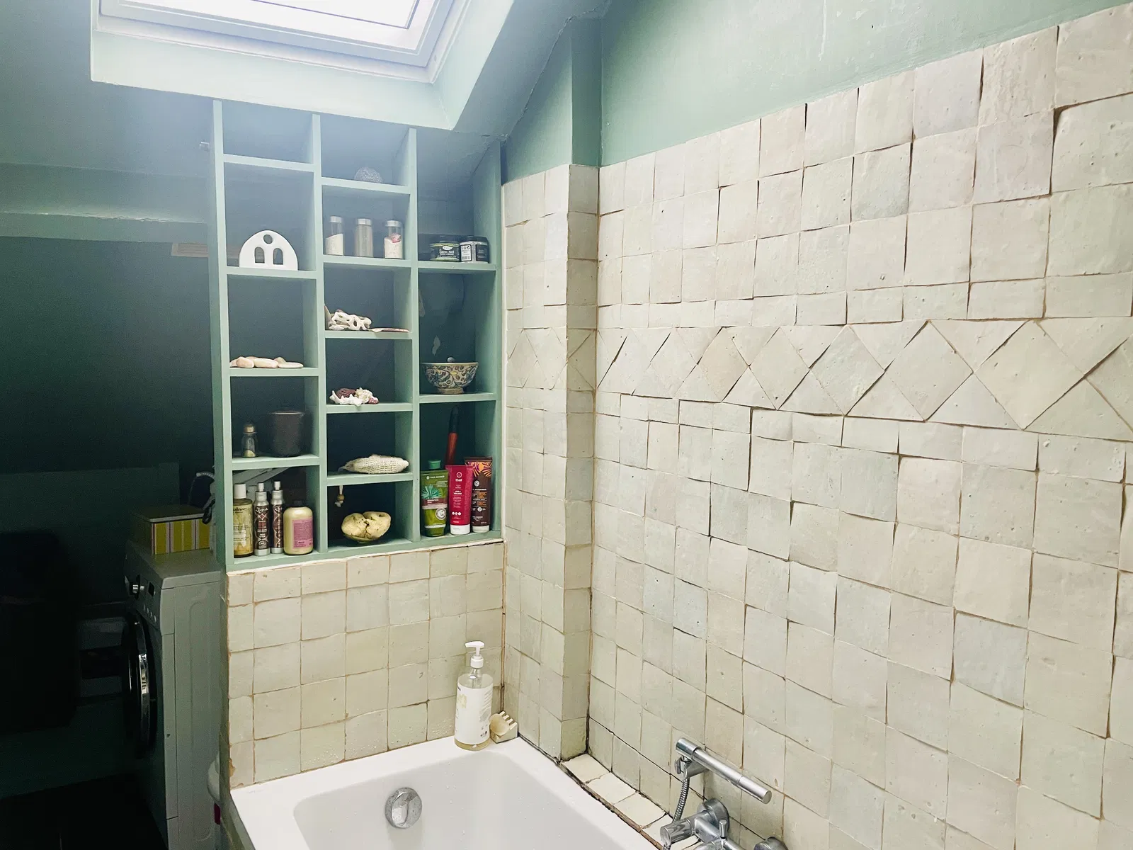 Room Rue Bernard in Les Lilas