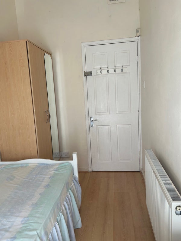 Room Coupland Place in Greater London