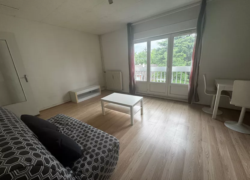 Flat Boulevard Henry Vasnier in Reims