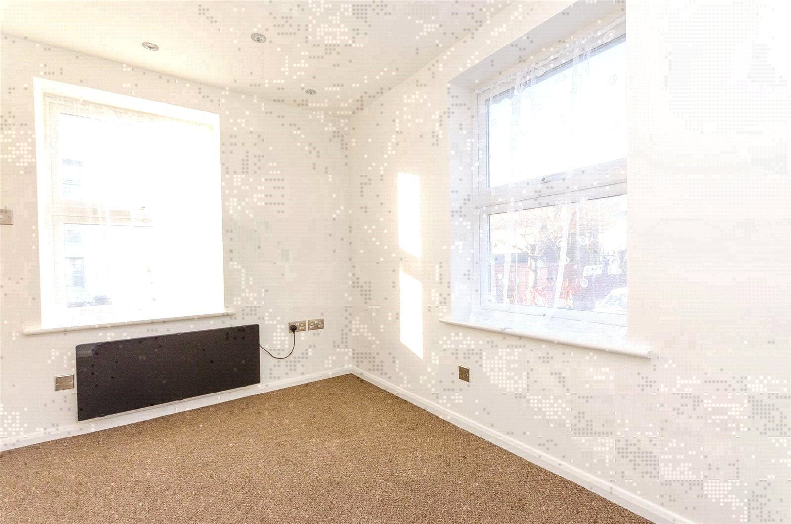 Flat Lower Fant Road in Maidstone