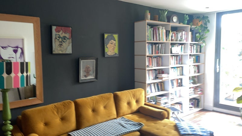 Room High Street in Greater London