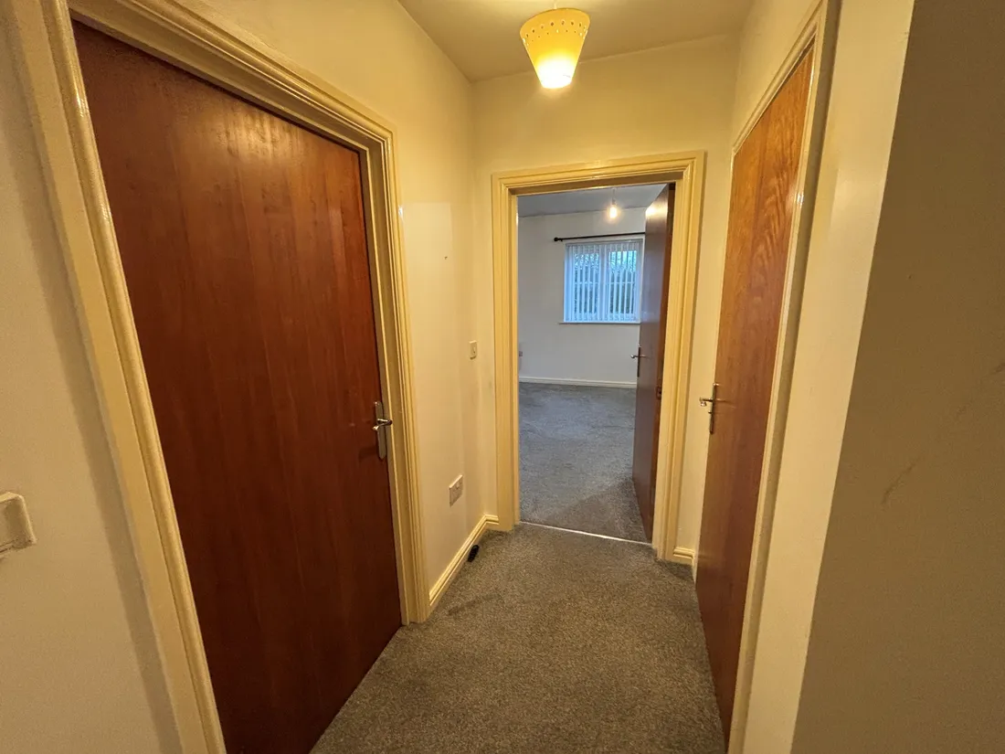 Flat Ffordd yr Afon in Gorseinon
