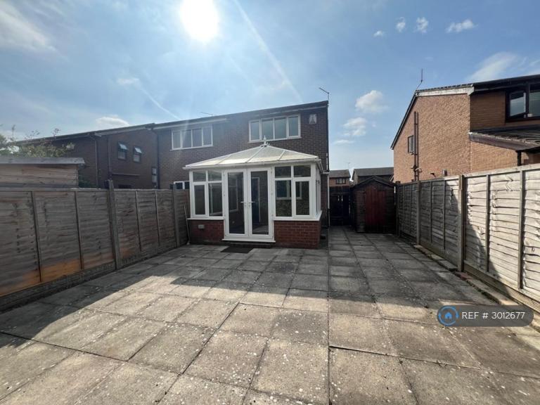 House Becconsall Drive in Crewe