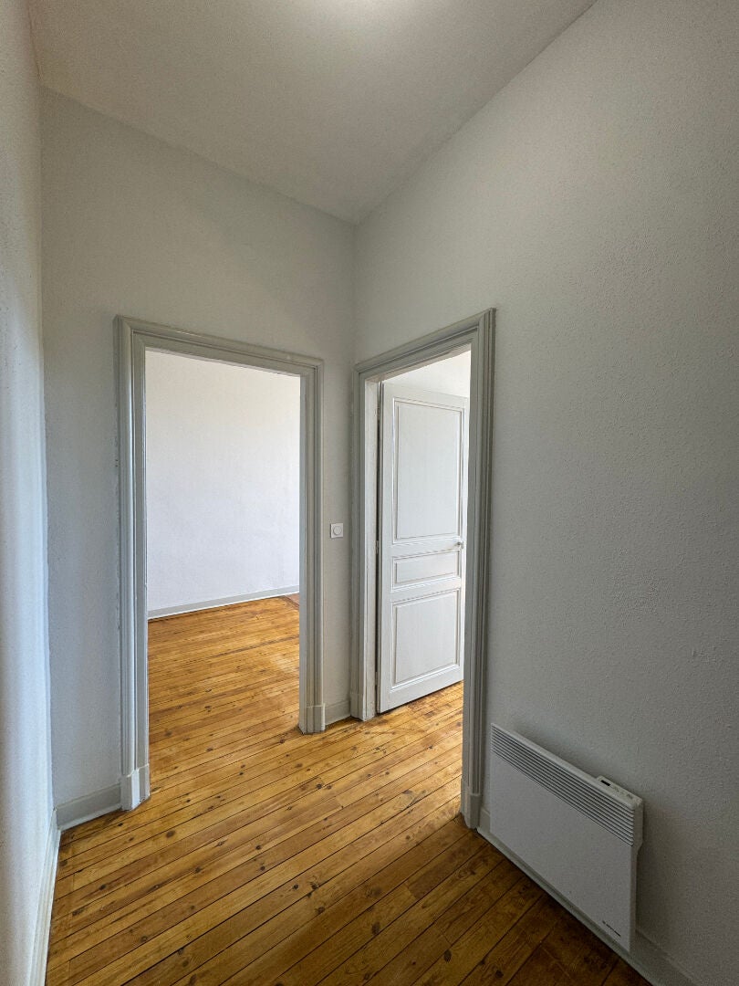 Flat Rue du Docteur Laurent Camboulives in Albi