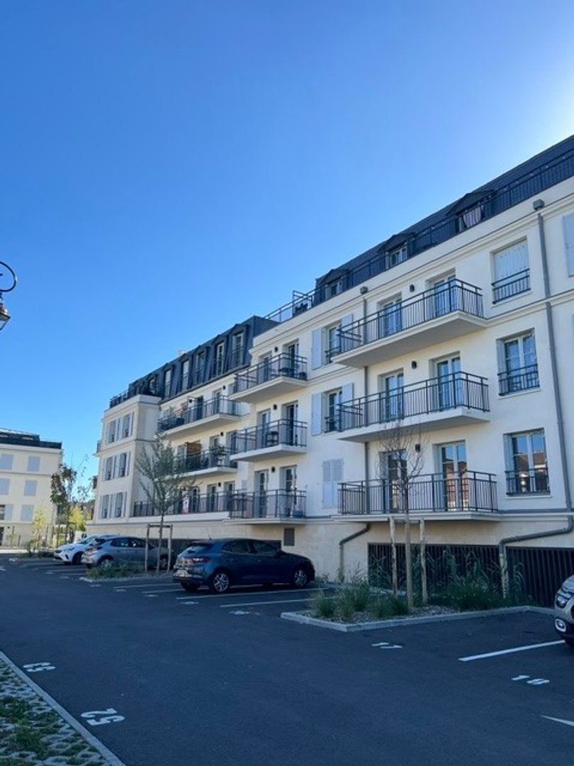Flat Rue de l'Estacade in Compiègne