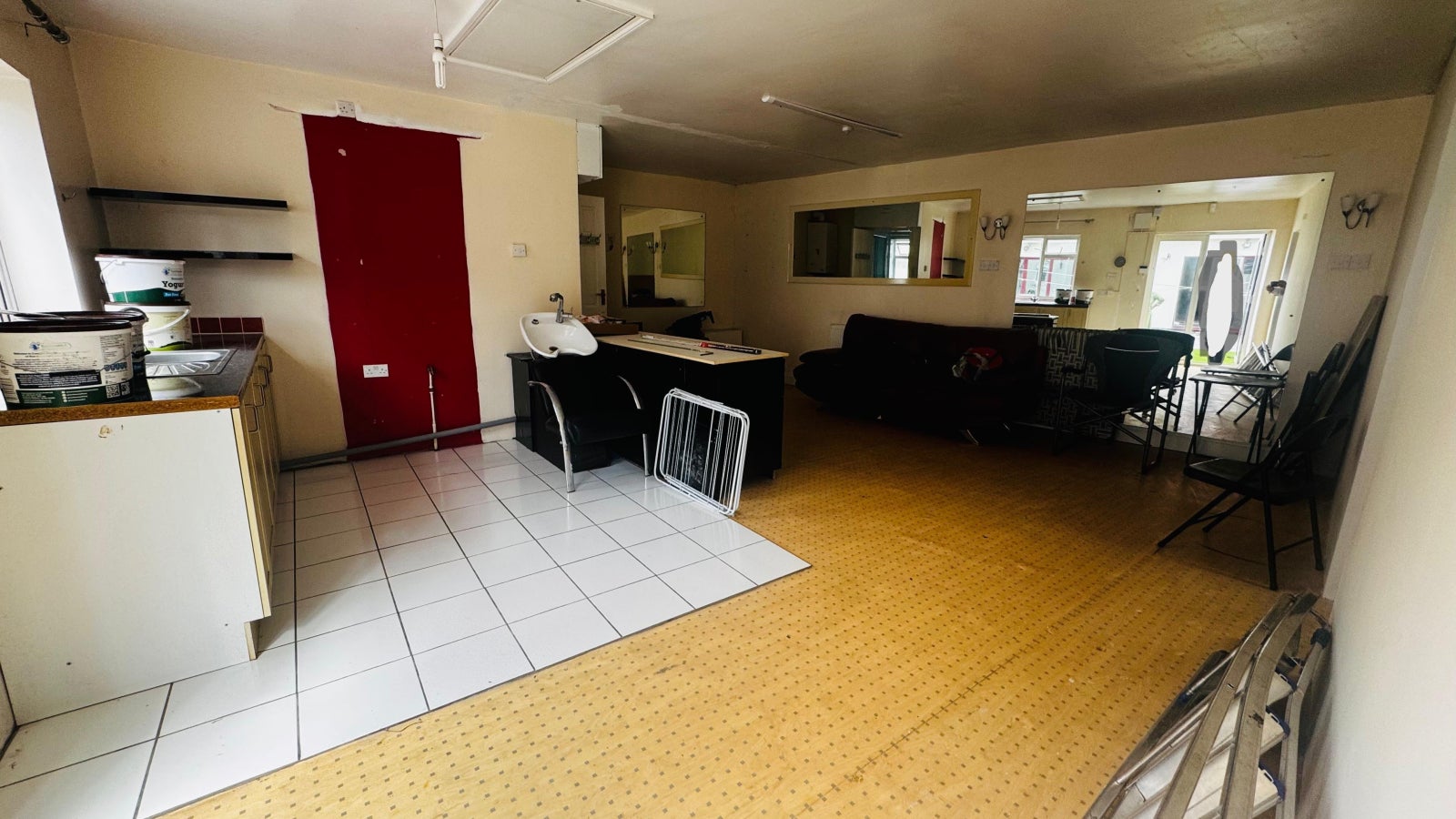 Flat Melbury Avenue in Greater London
