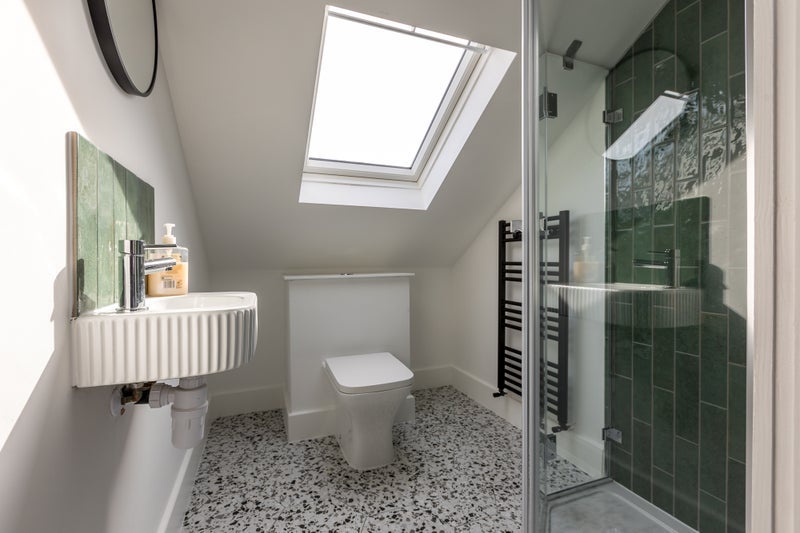 Room Leverson Street in Greater London