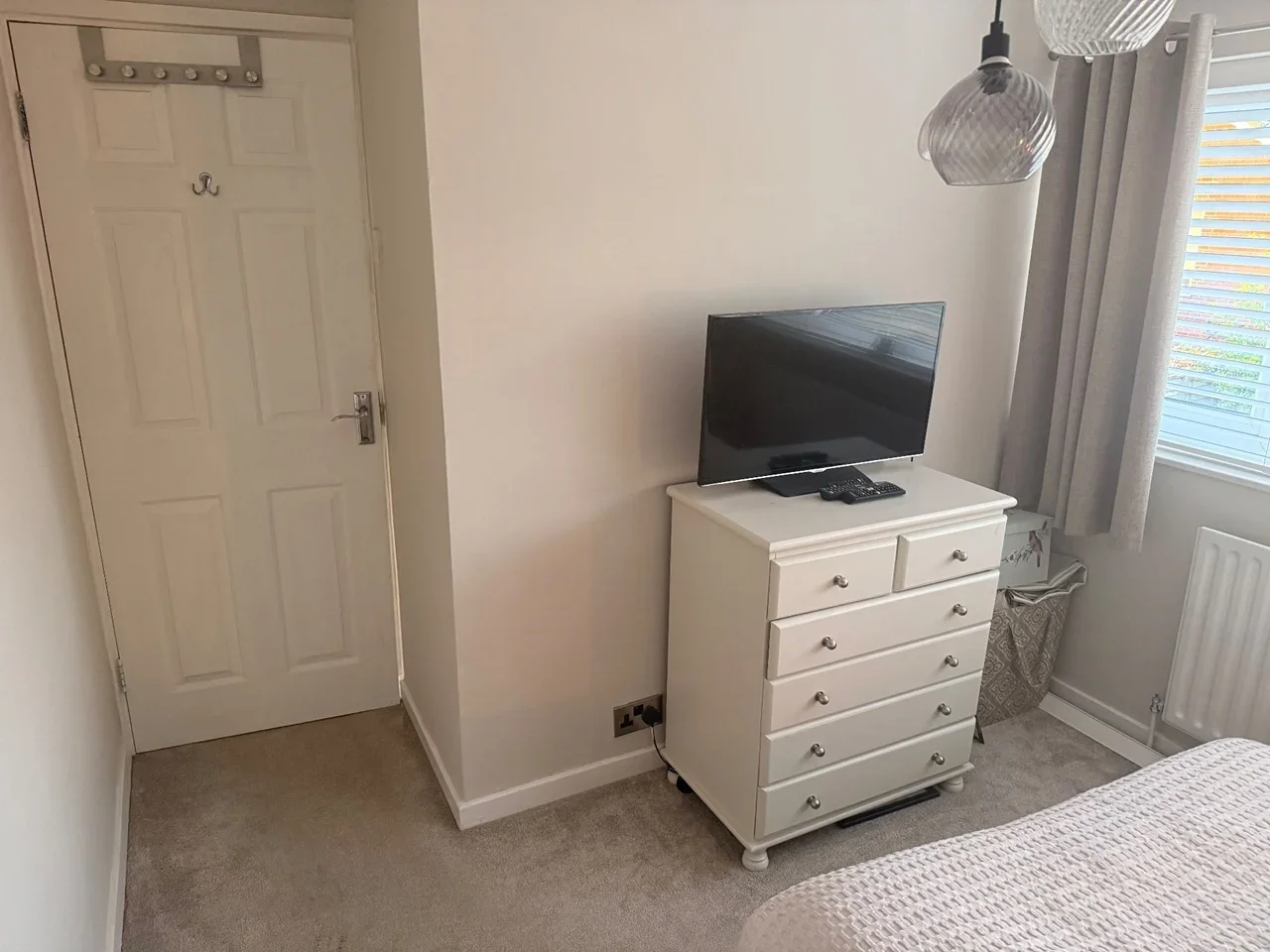 Room Holland Way in Greater London