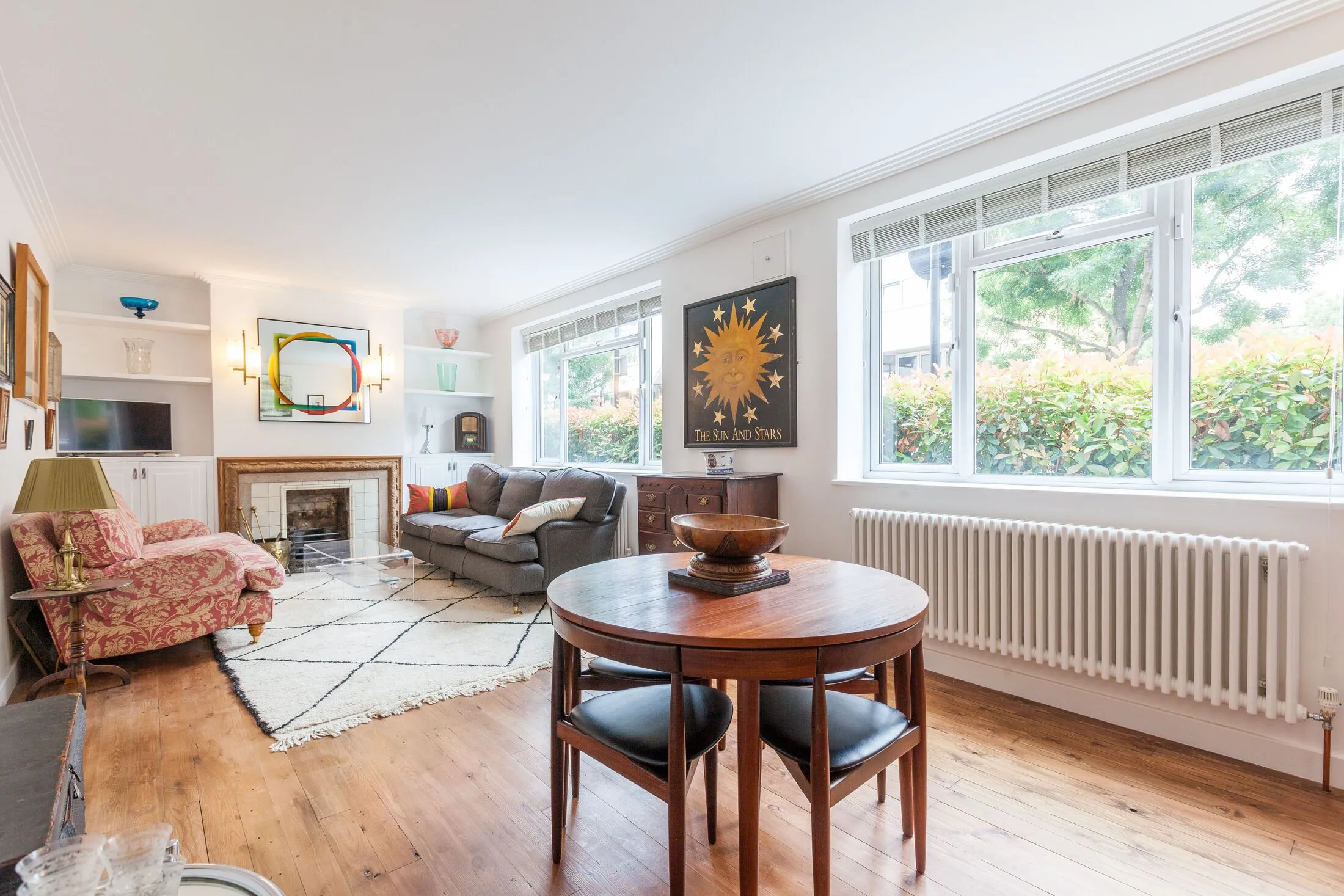 Flat Damien Street in Greater London