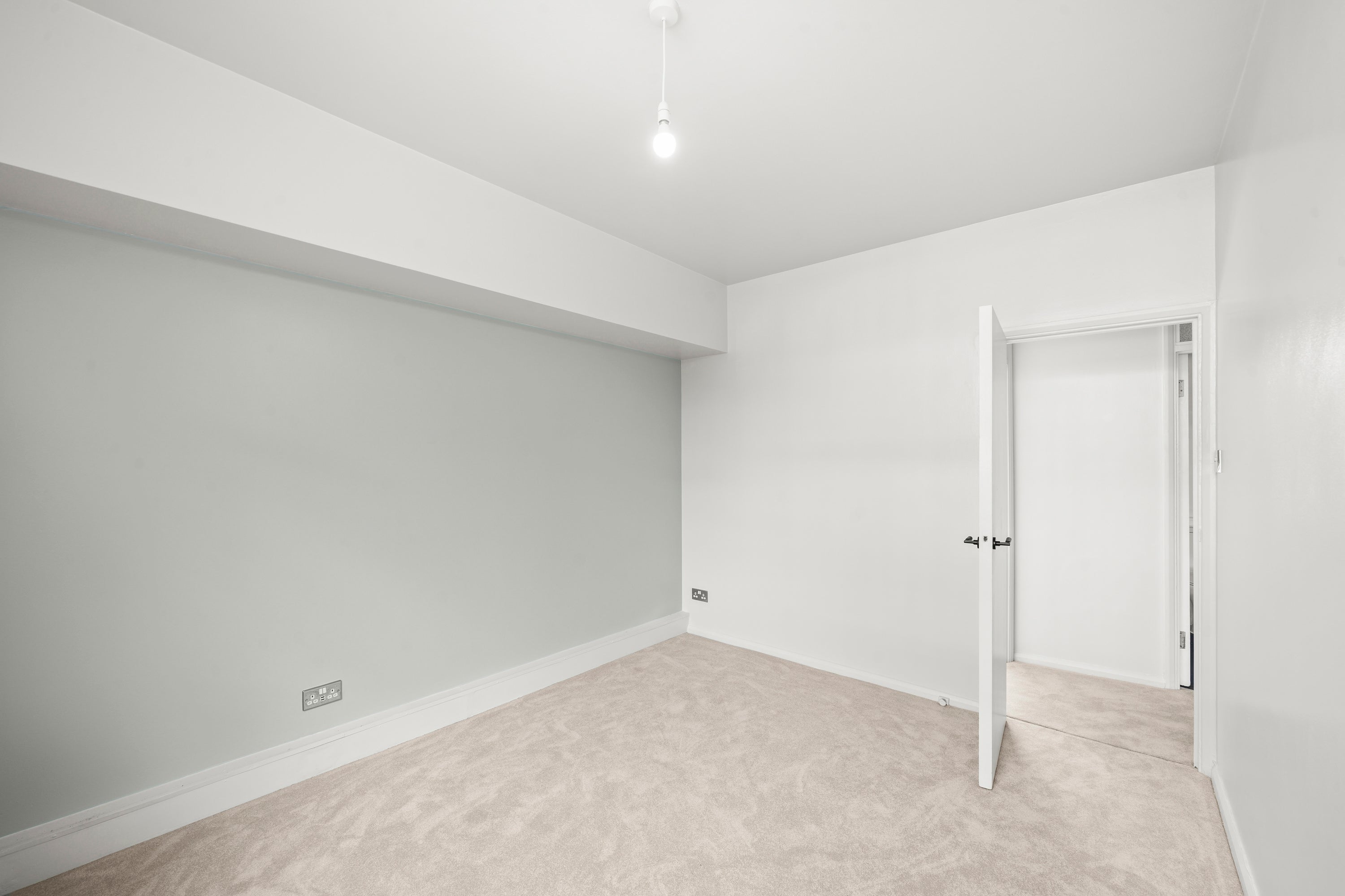 Flat Hanson Street in City of Westminster