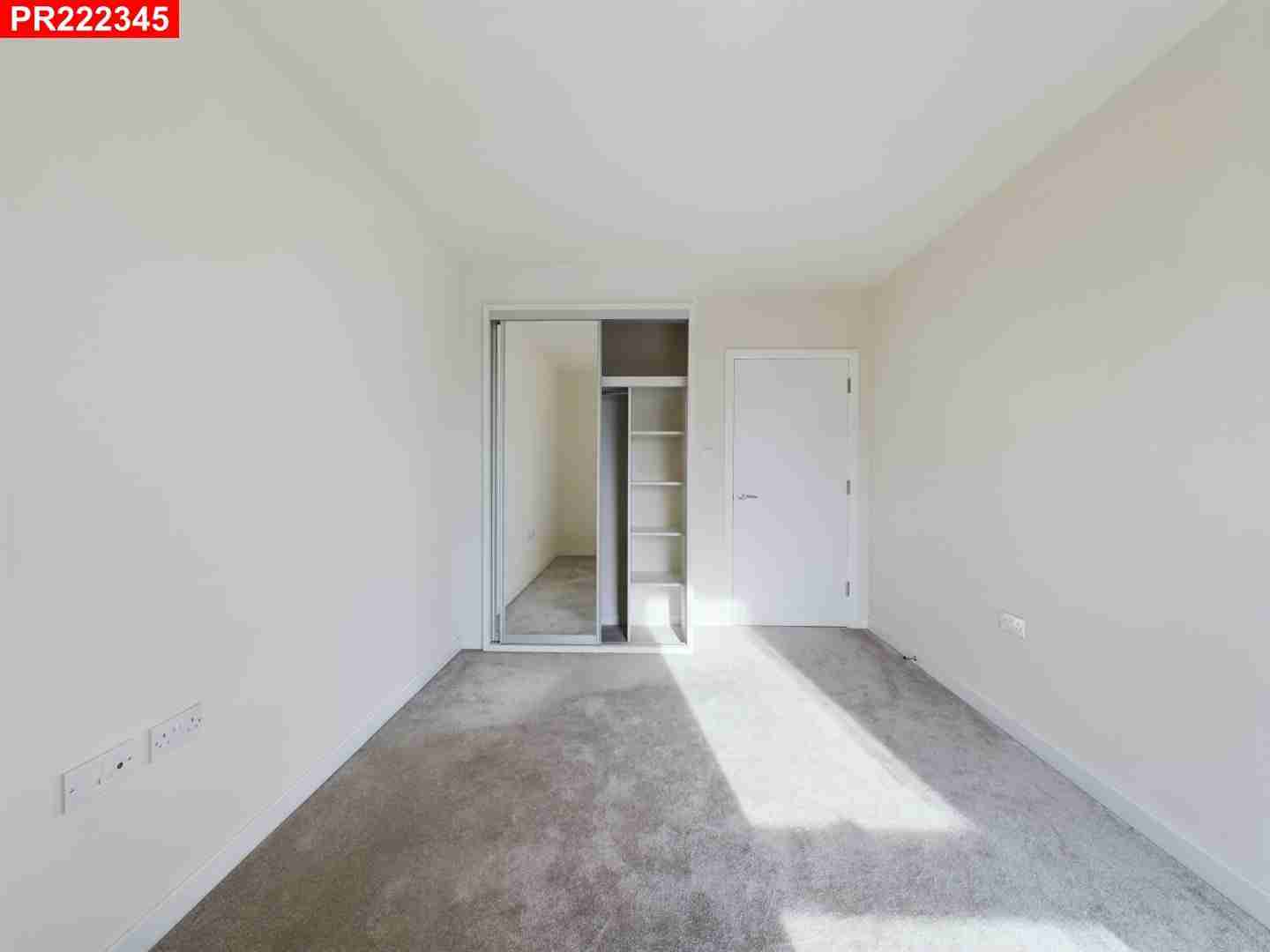 House Bittacy Hill in Greater London