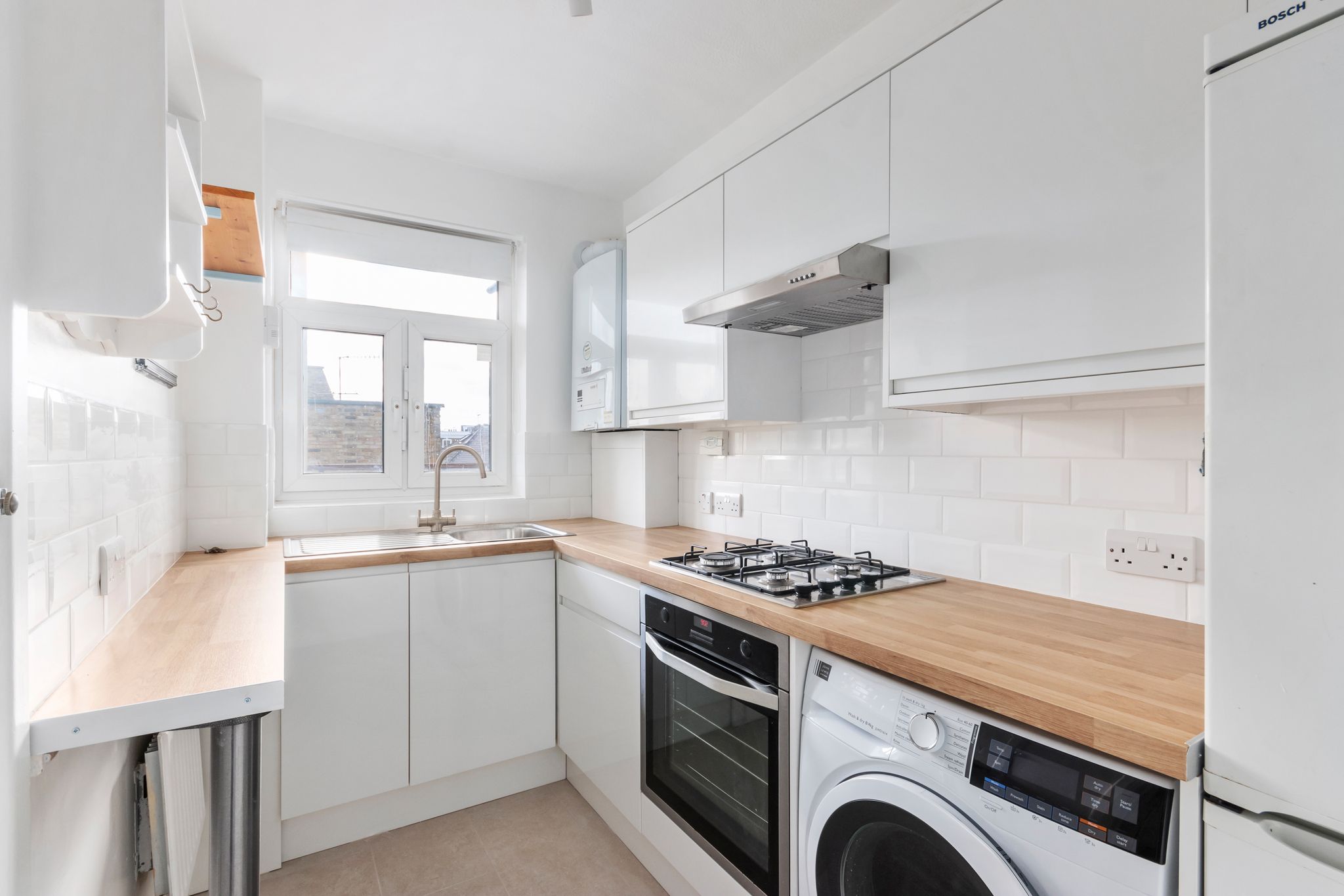 Flat Cardross Street in Greater London
