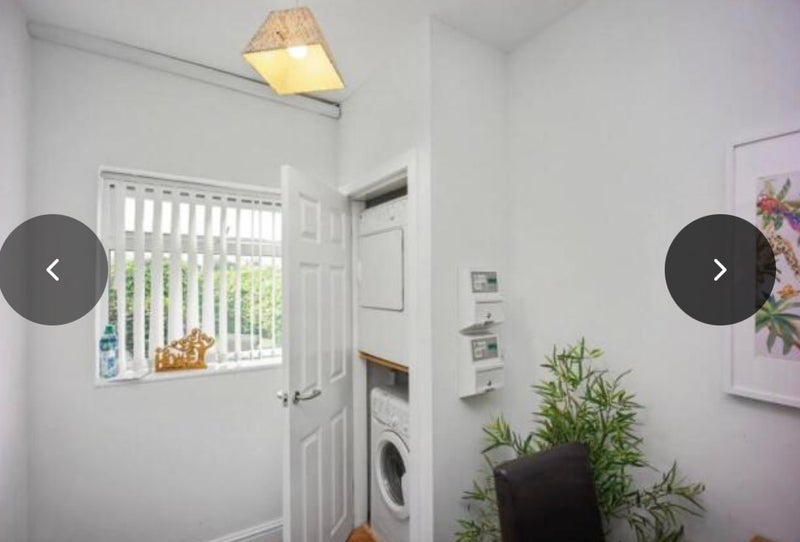 Room Mersey Walk in Warrington