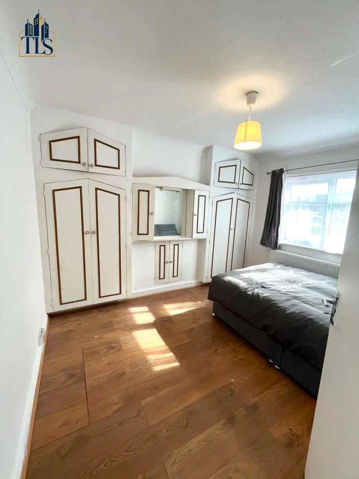 Room Radcliffe Road in Greater London