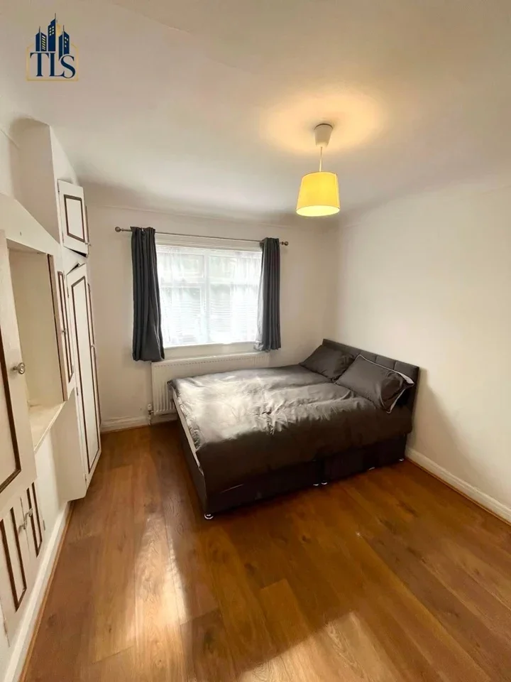 Room Radcliffe Road in Greater London
