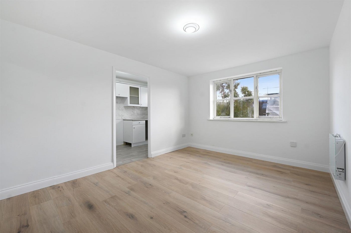Flat Upton Close in Greater London
