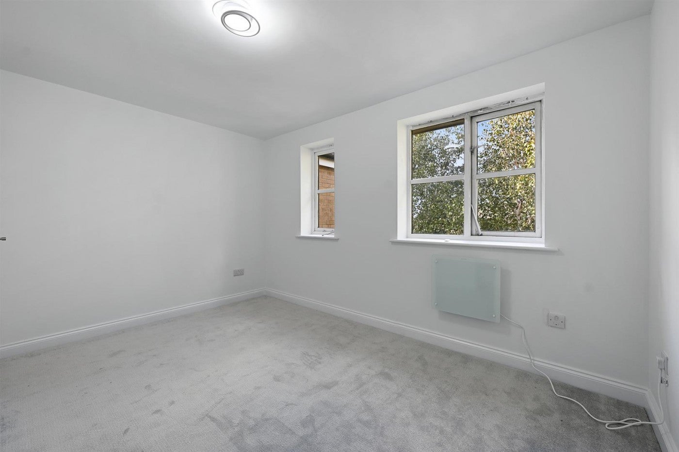 Flat Upton Close in Greater London