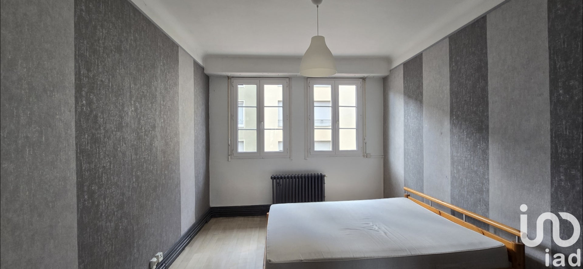 Flat Rue Émile Littré in Saint-Étienne
