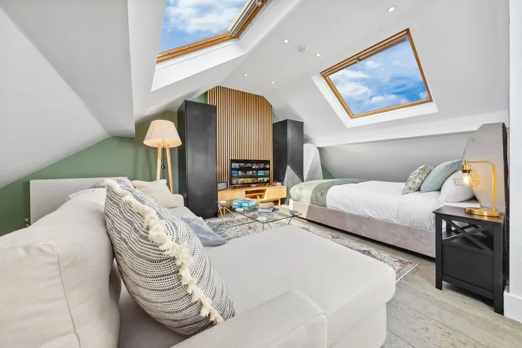 Flat Great Sutton Street in Greater London