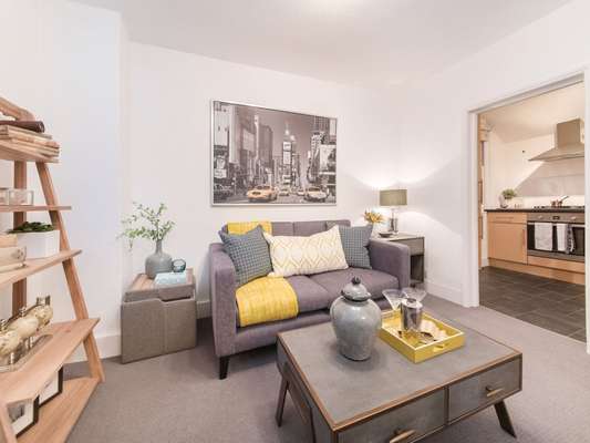 Flat Frederic Mews in City of Westminster
