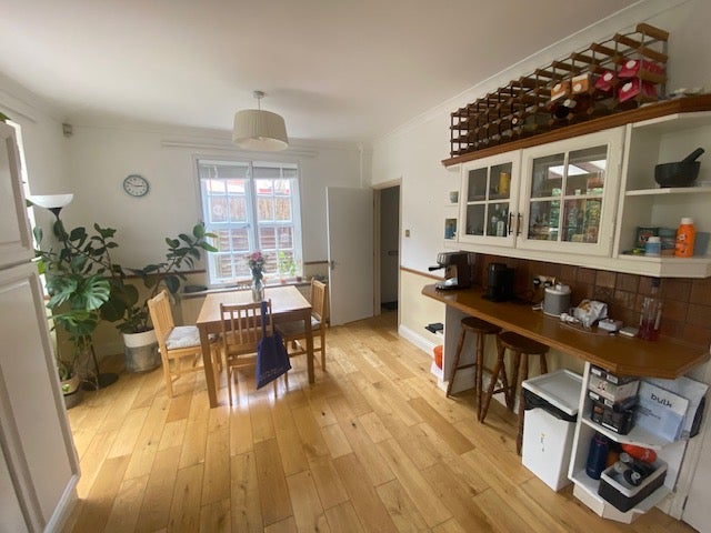 Room Janeway Street in Greater London