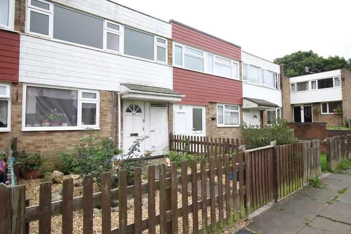 Flat Laidon Close in Milton Keynes