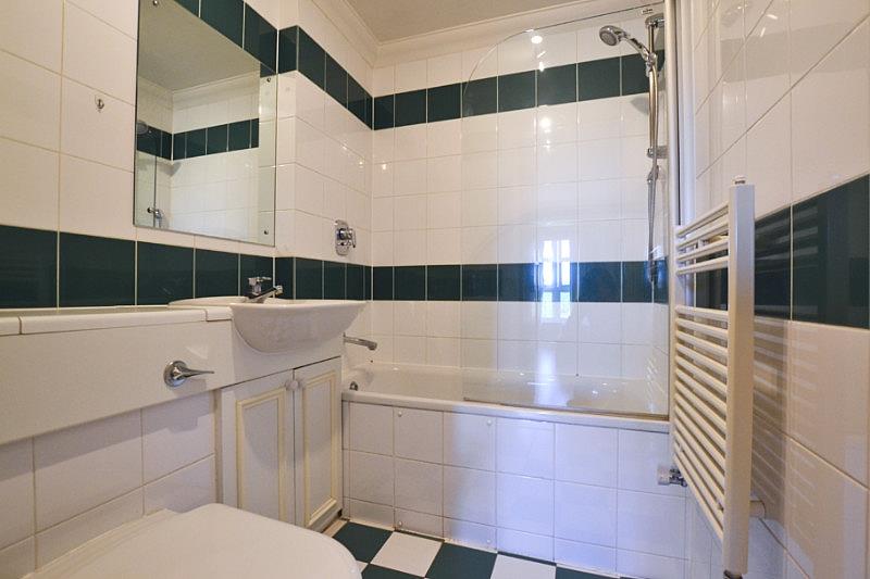 Flat Lisson Grove in City of Westminster