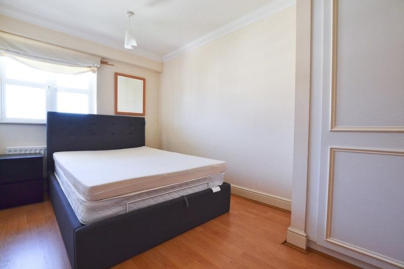 Flat Lisson Grove in City of Westminster
