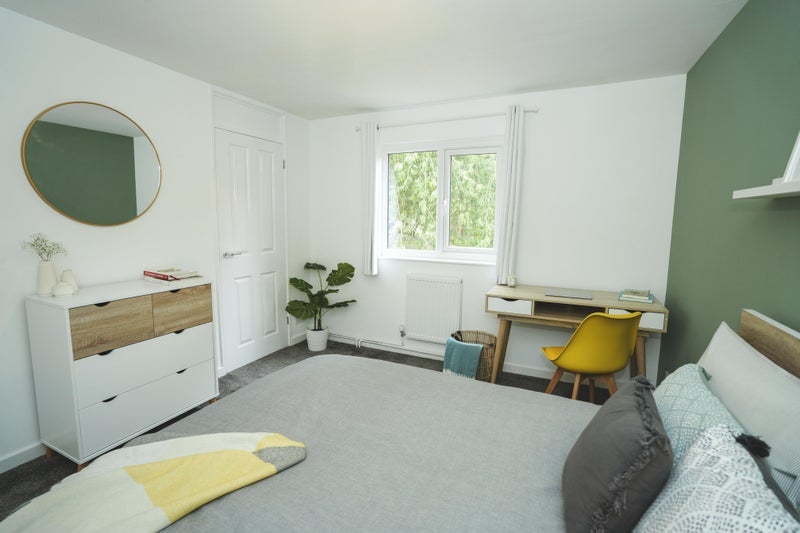Room Chiltern Gardens in Dawley