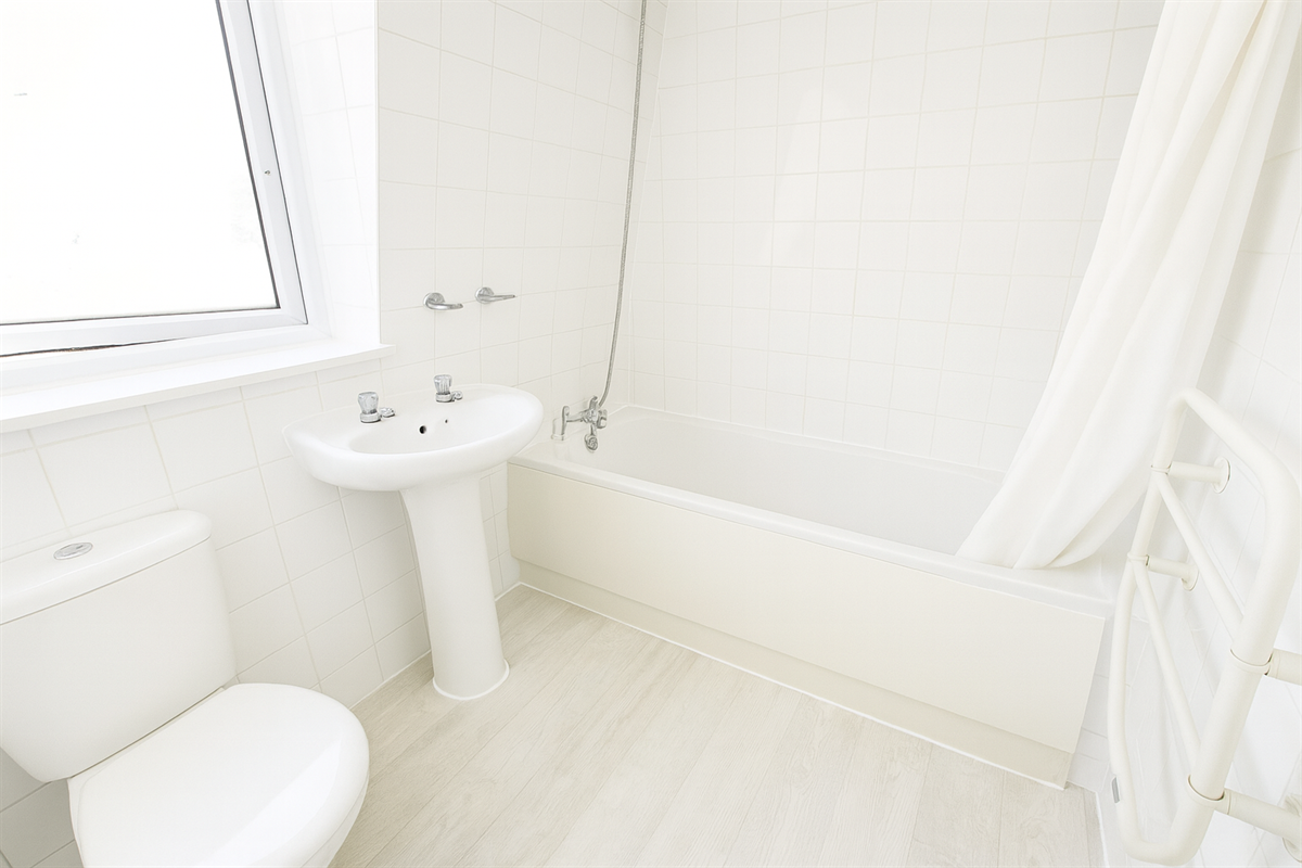 Room Euston Grove in Greater London