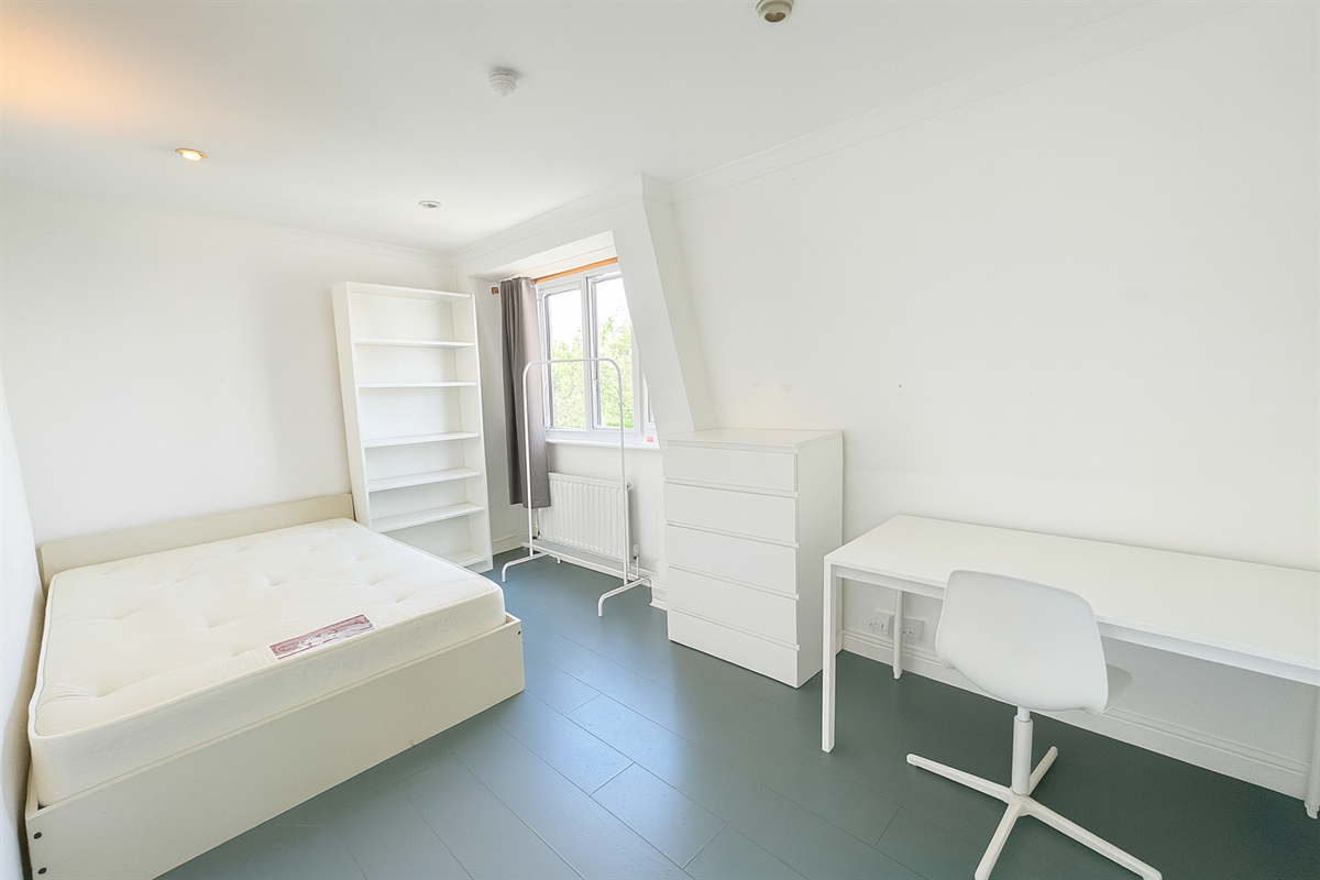 Room Euston Grove in Greater London