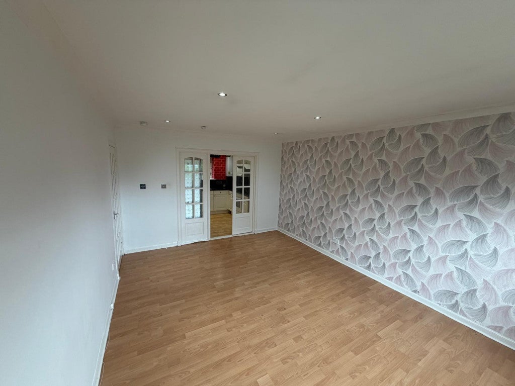Flat Divernia Way in Barrhead