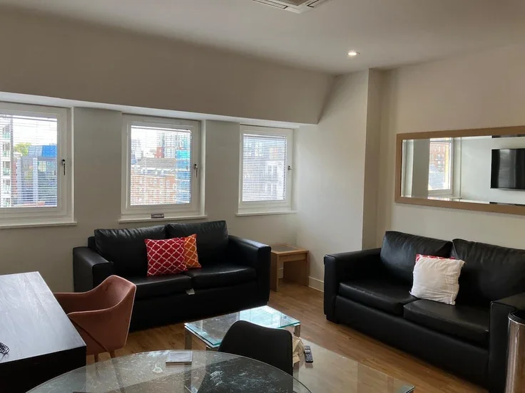Flat Kennet Side in Reading