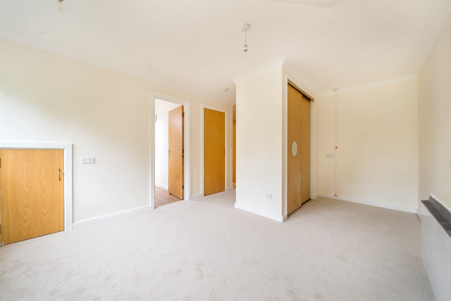 Flat Newlands Crescent in Mid Sussex