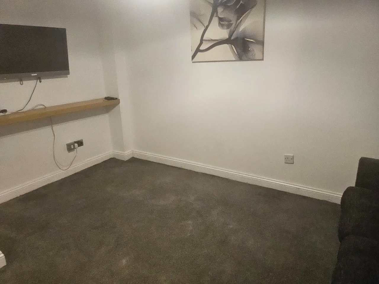 Room Rothesay Road in Luton