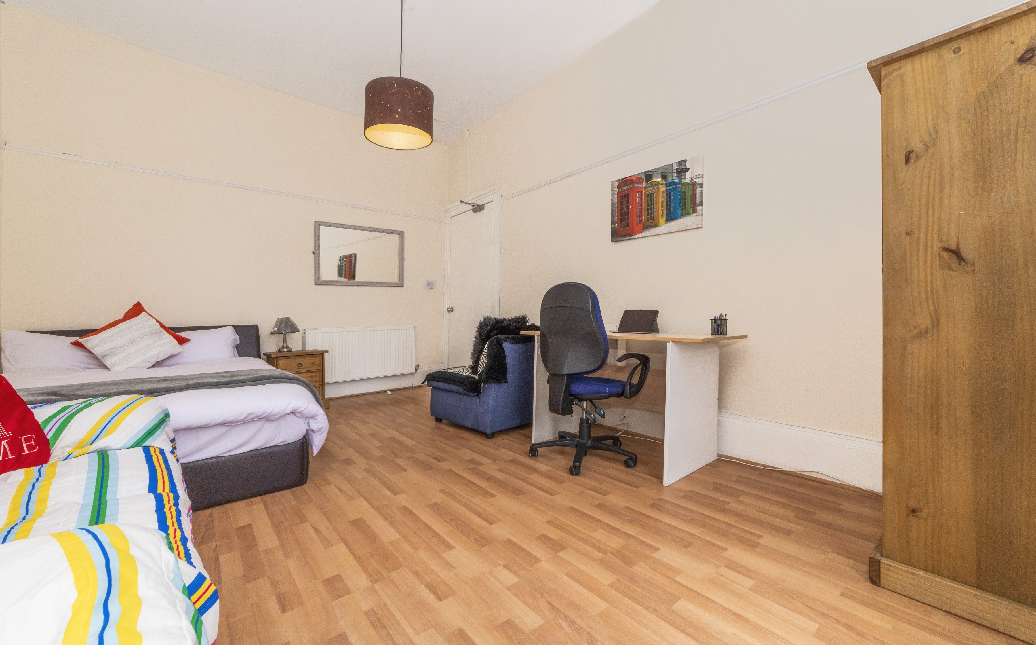 Flat Newton Terrace in Glasgow
