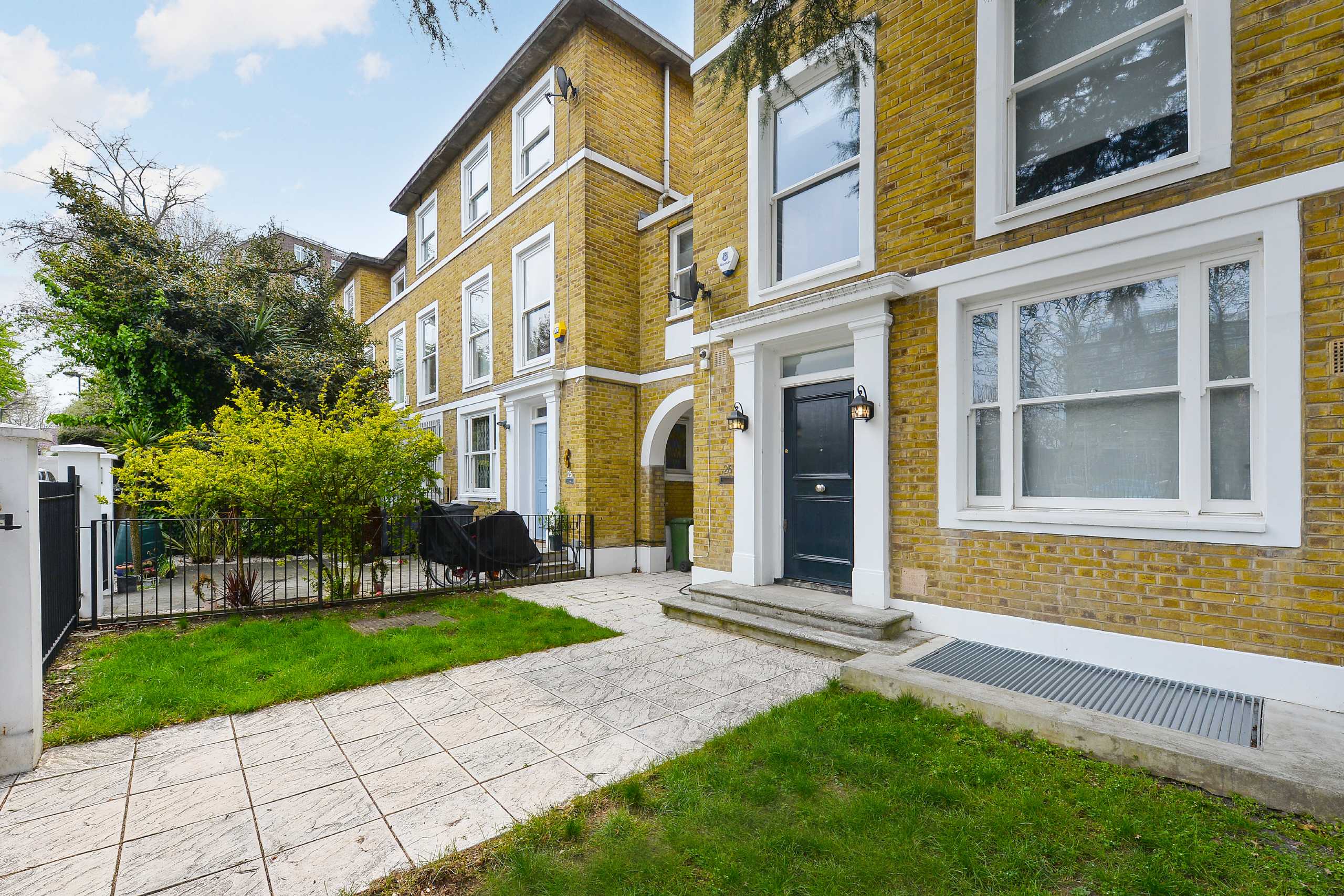 House Marlborough Hill in City of Westminster