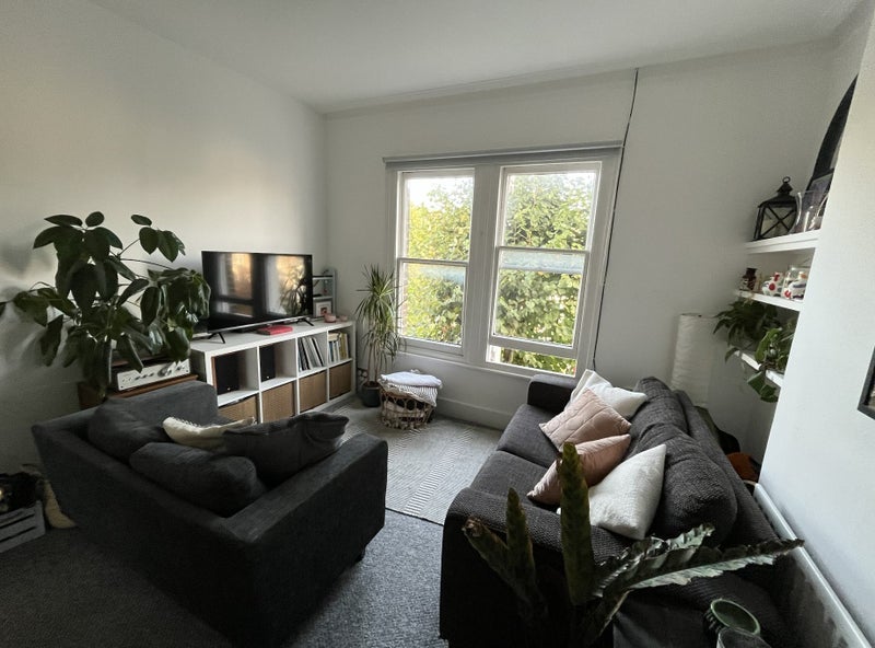 Room Archibald Road in Greater London