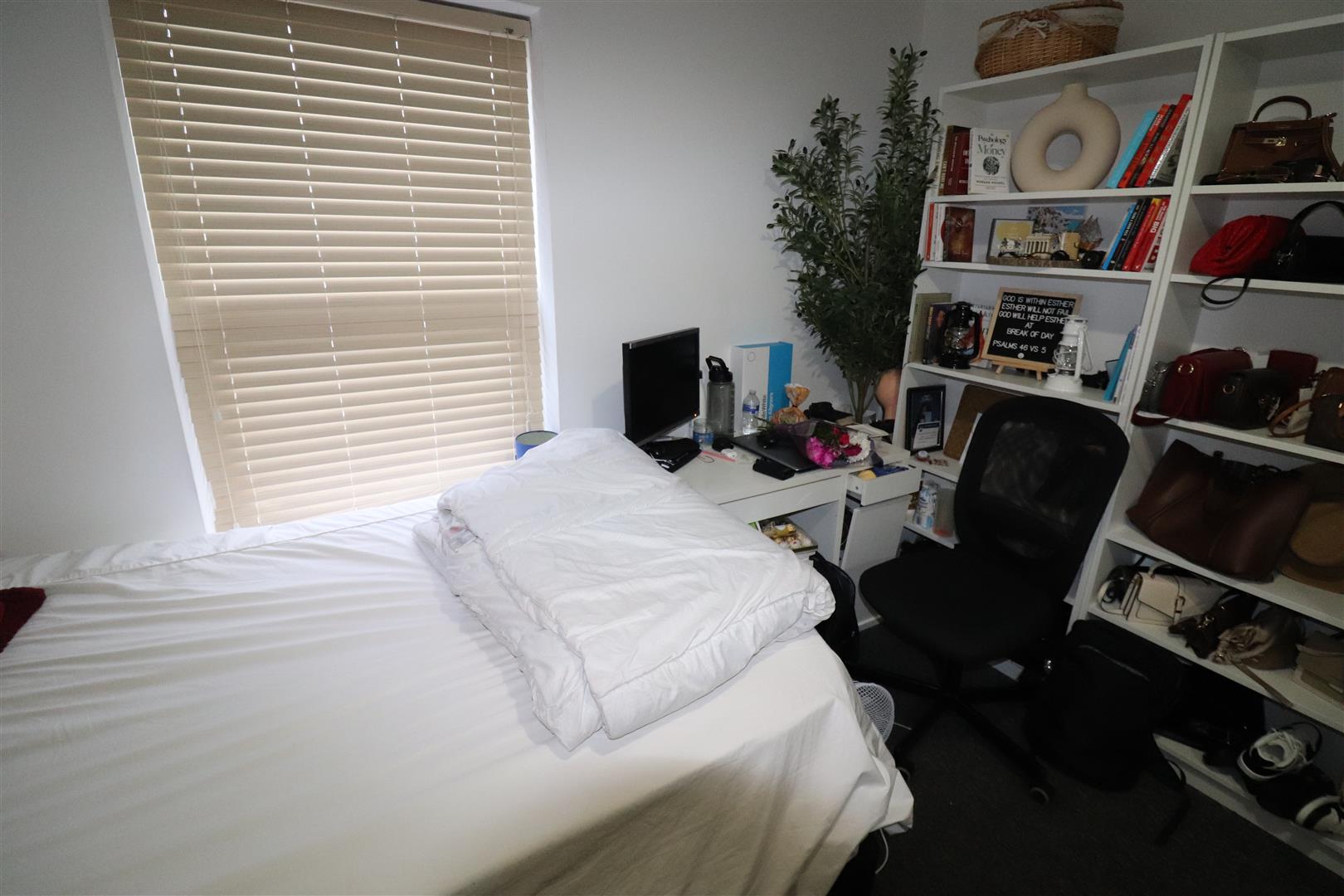 Room Harley Street in Coventry