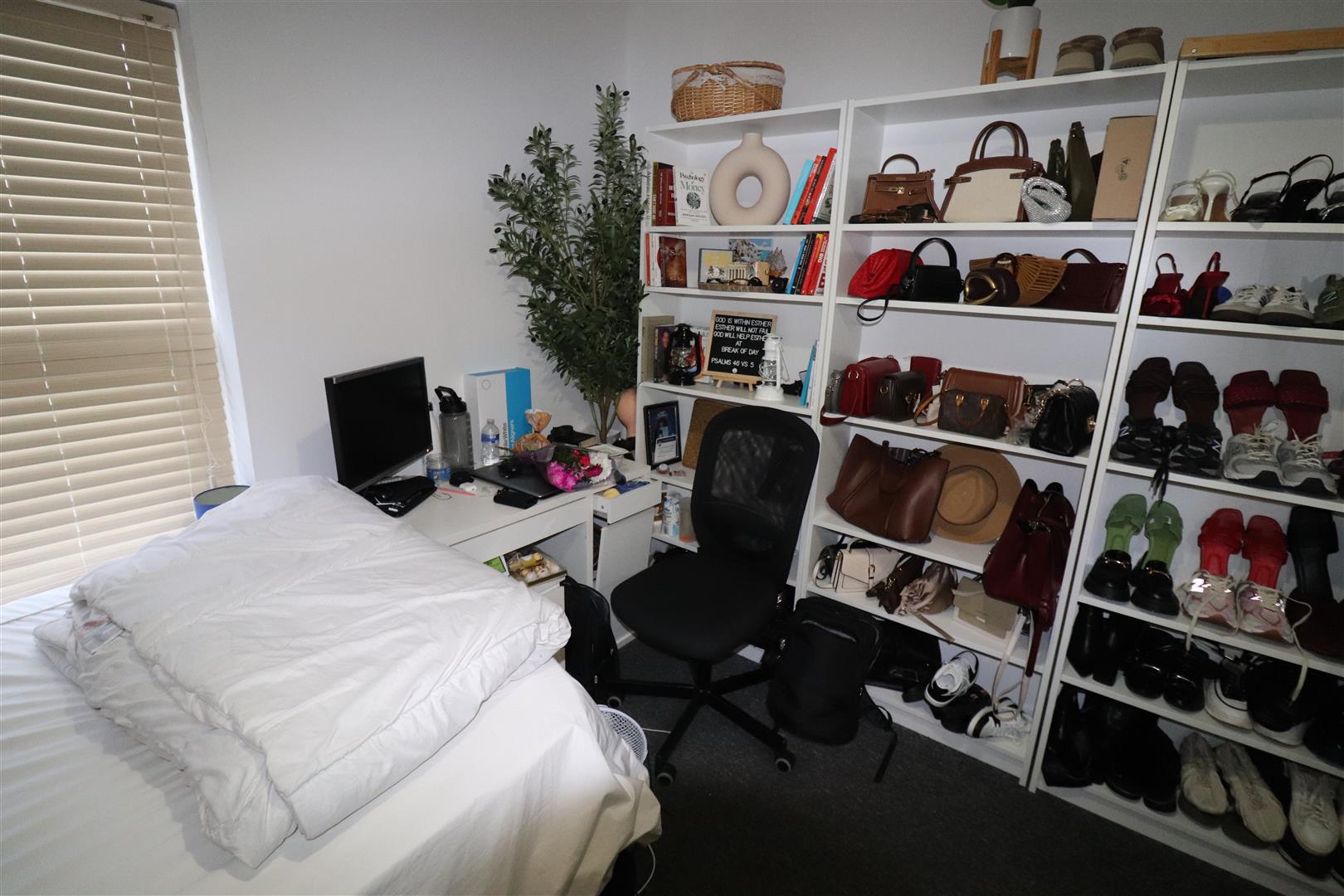 Room Harley Street in Coventry