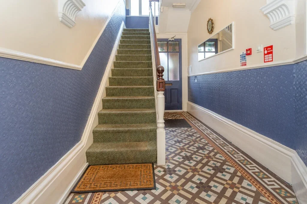 Flat Thorne Road in Doncaster