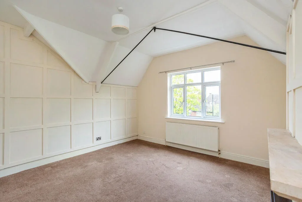 Flat Thorne Road in Doncaster