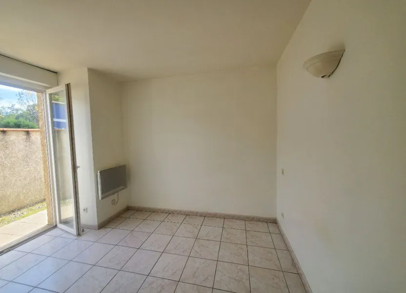 Room Rue Darnaud Bernard in Grisolles