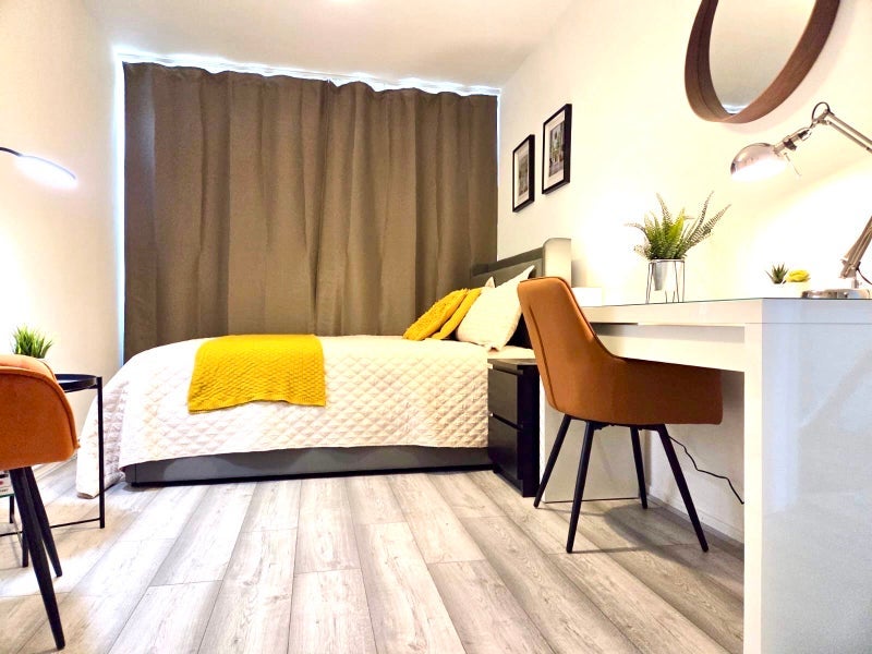 Room Alton Road in Greater London
