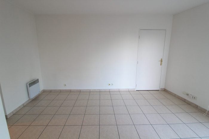 Appartement Avenue San Fernando à Montigny-le-Bretonneux